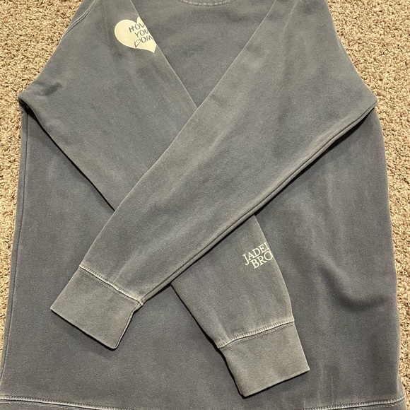 Crewneck ‘Friends’ Sweatshirt - Picture 4 of 5